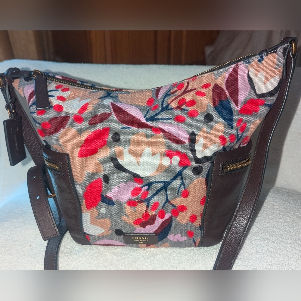 Fossil Emerson  Hobo Crossbody with Floral Design